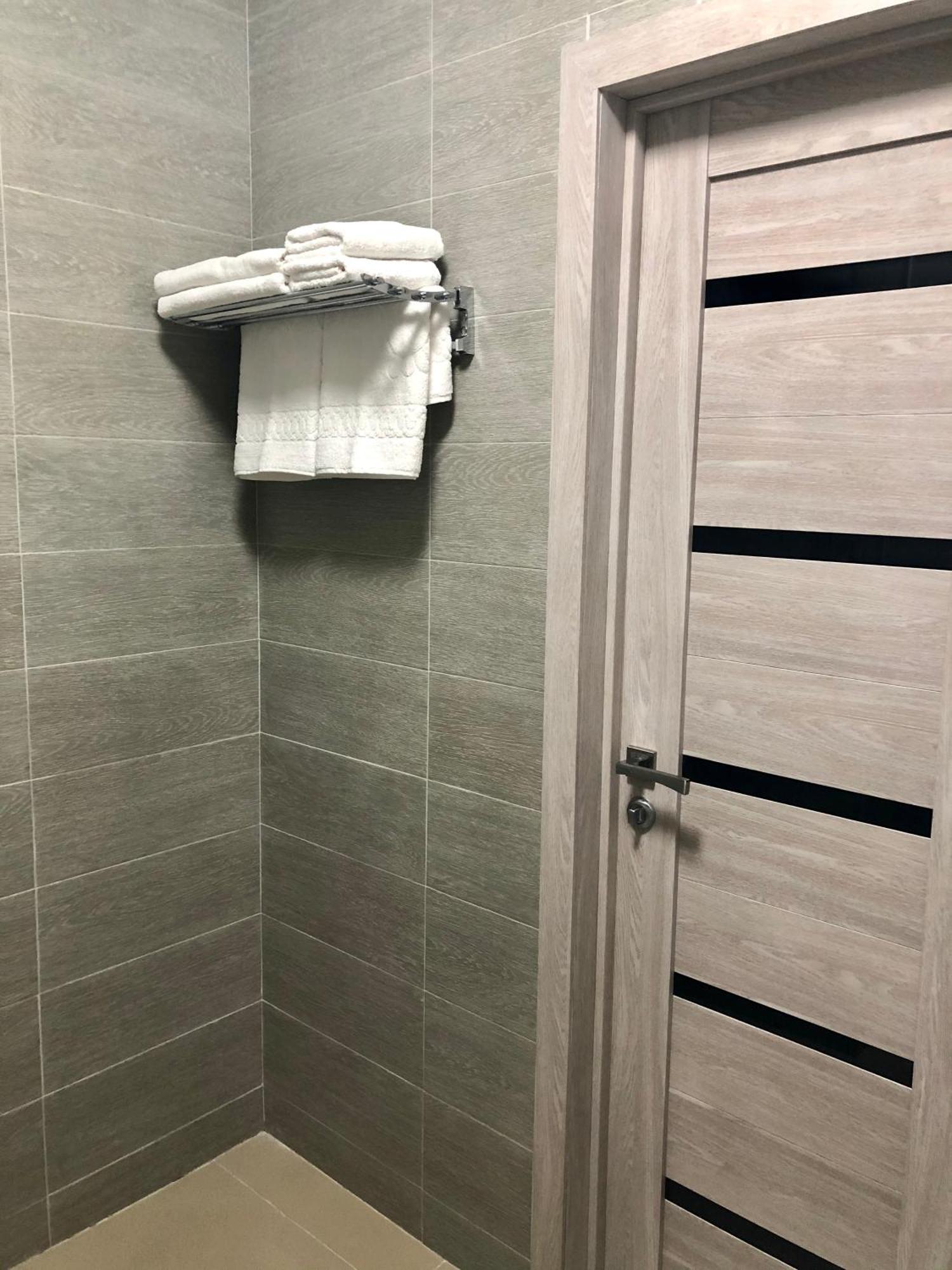 Tarlan Hotel Aktau  Kültér fotó